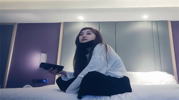 赵总寻花上海外围女甜美健谈